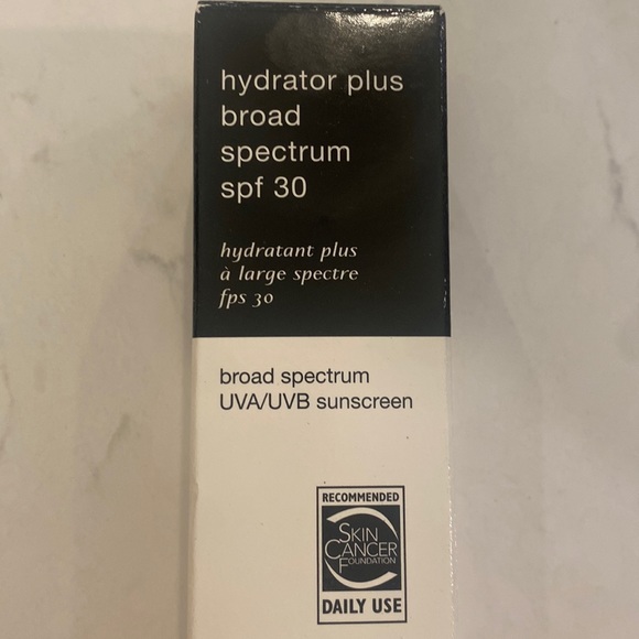 Hydrate plus broad spectrum spf 30 - Picture 1 of 1